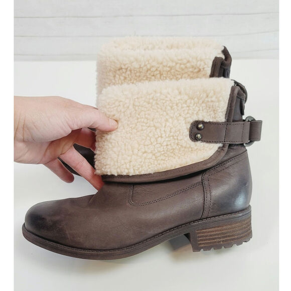 UGG ALDON STOUT WATER RESISTANT SHEARLING LINED ANKLE BOOTS IN BROWN, SZ 8 - Picture 6 of 16